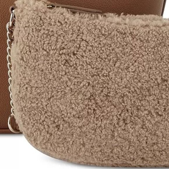 NWT INC Fleece Crossbody oak/camel - Picture 3 of 10